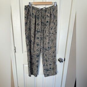 Lord & Taylor 100% Silk Floral Wide Leg Pants Size 12 | Made in Korea
